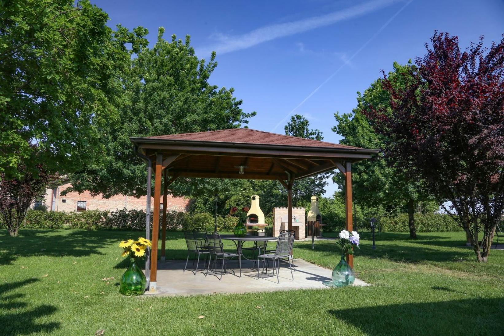 Agriturismo Il Brugnolo Скандіано Екстер'єр фото